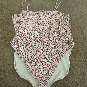 Xxl red and blue floral body suit from old navy